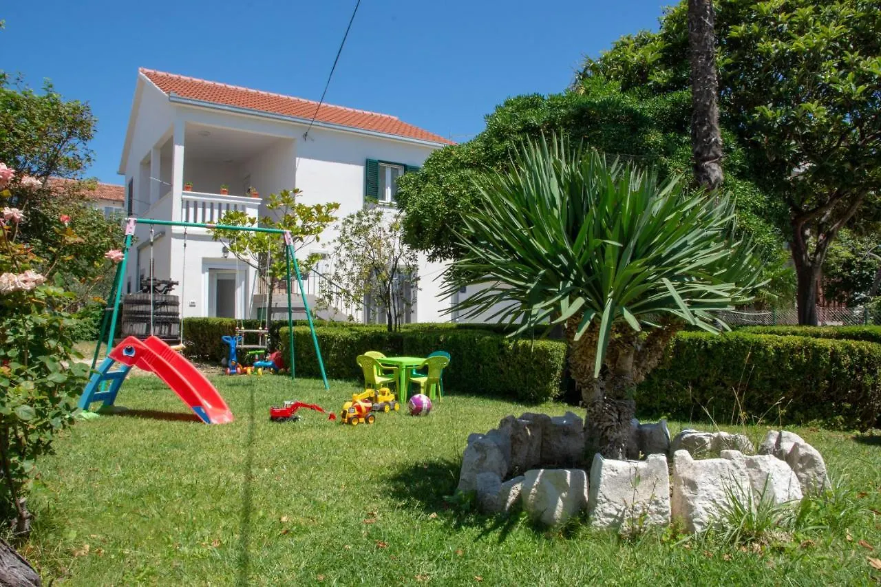 Apartman Tradicija Kastela Apartment