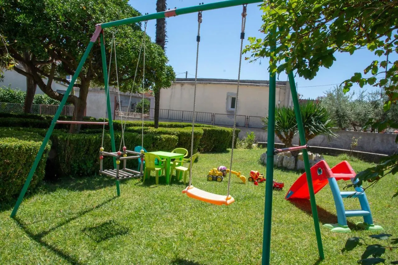 Apartman Tradicija Kastela Apartment