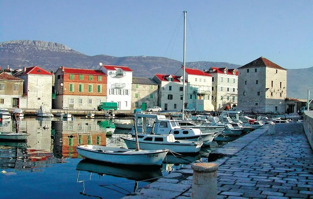 Apartment Apartman Tradicija Kastela